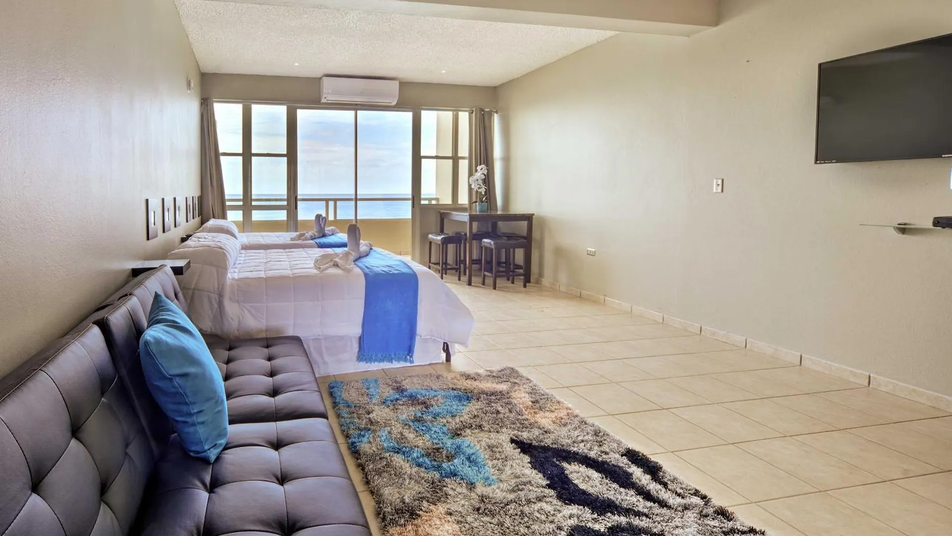 Oceanfront Resort Studio - 2 Mi To Rincon Plaza! Puerto Rico