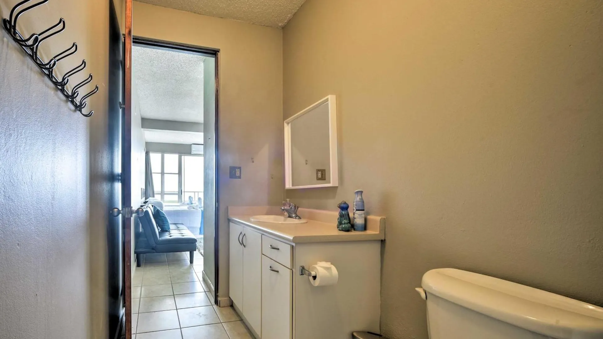 Apartment Oceanfront Resort Studio - 2 Mi To Rincon Plaza!