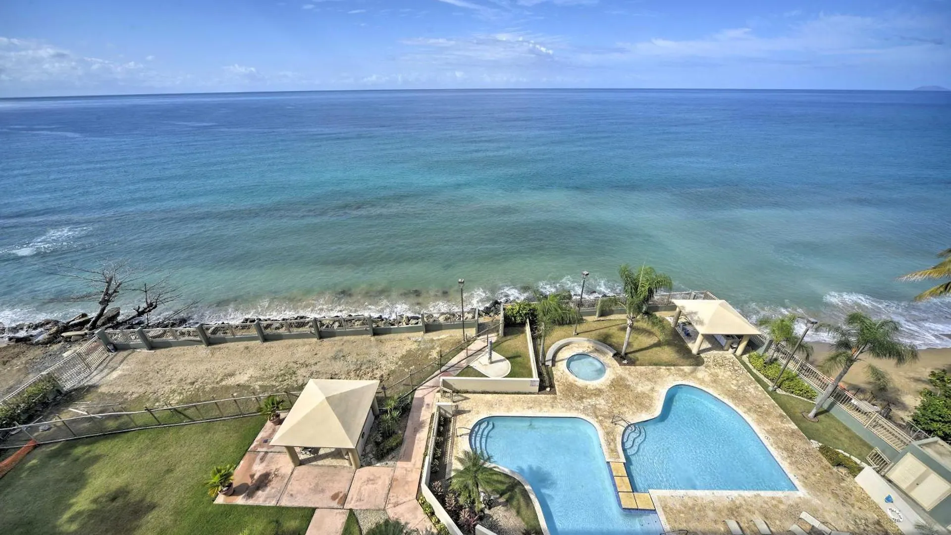 Oceanfront Resort Studio - 2 Mi To Rincon Plaza! Apartment